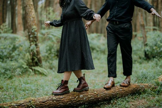 outfit prewedding outdoor