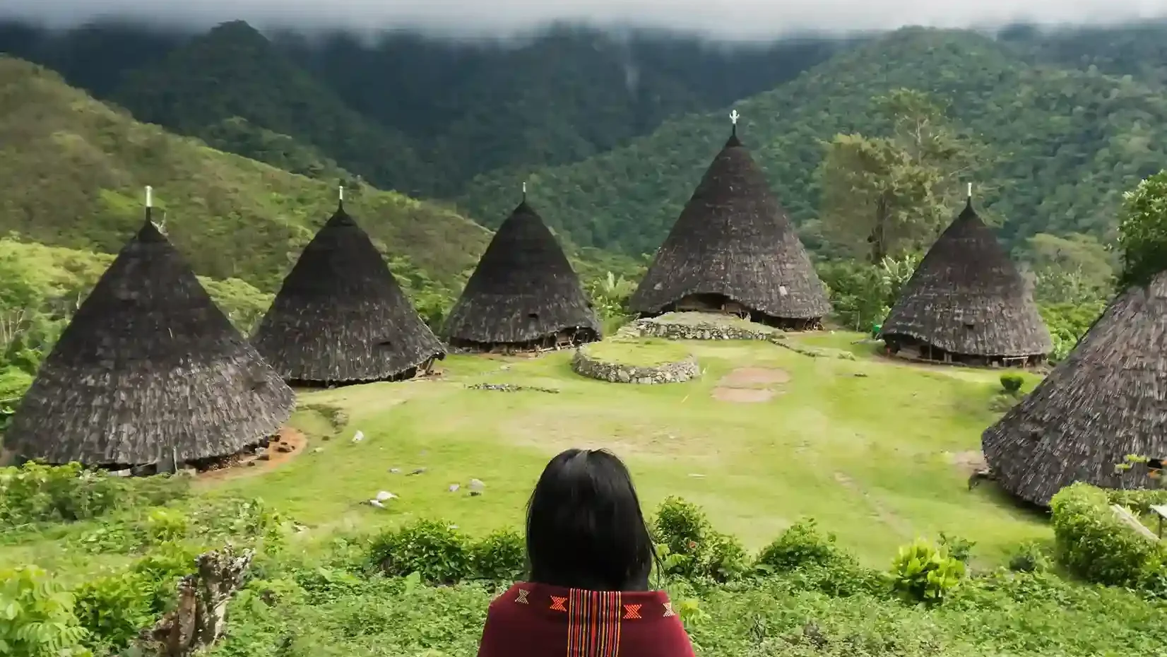 Cari Videografer di Waerebo? Ini Tips, Harga & Rekomendasinya
